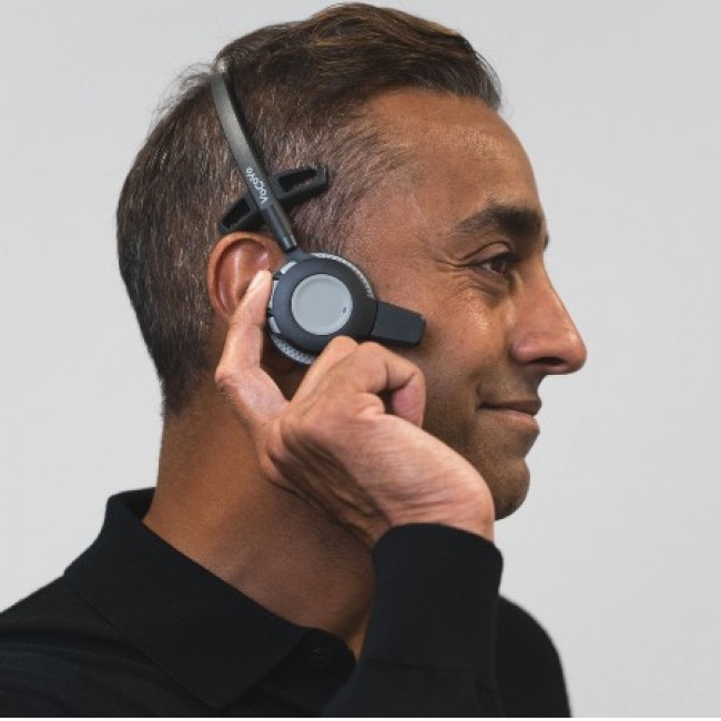 VoCoVo Link – Communication System for Small Retail Store Teams