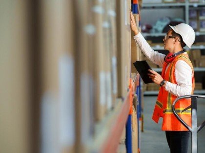 Управление на наличностите в сферата на енергетиката и комуналните услуги